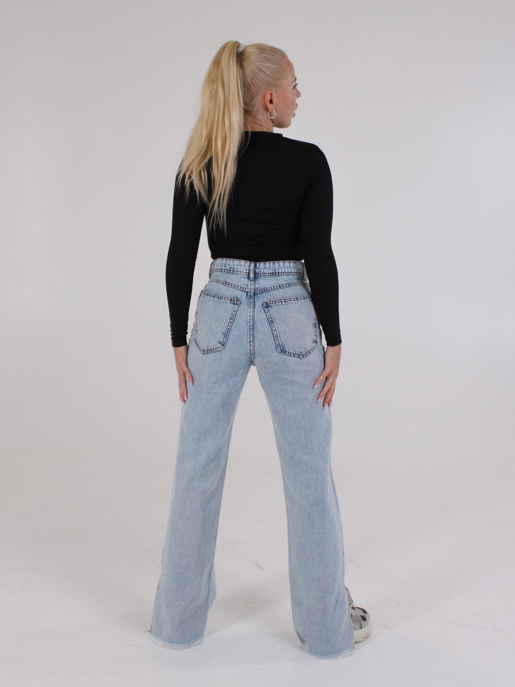 Ripped Light Blue Anna Straight Leg Cropped Hem Split