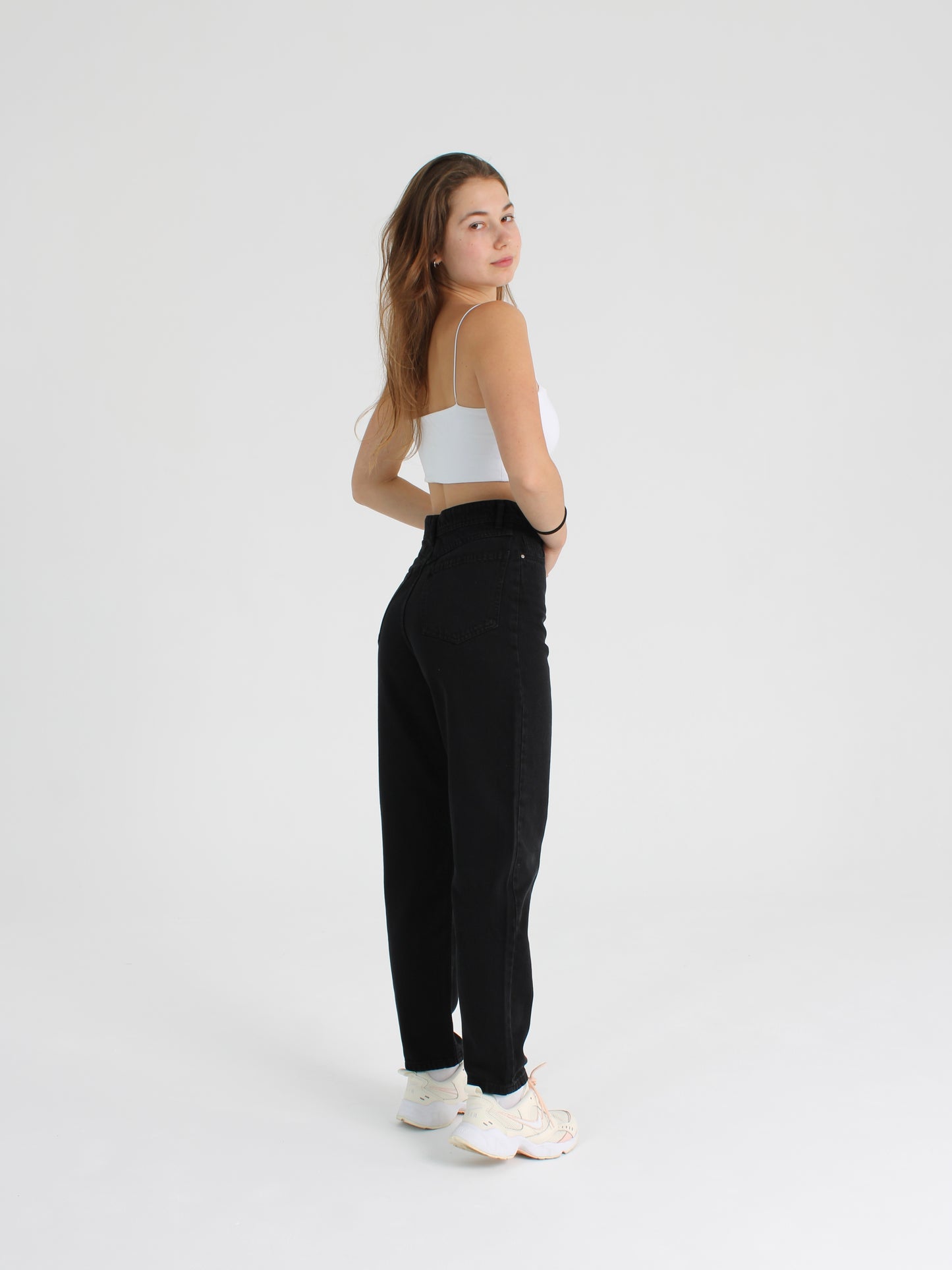 Black Polina Mom Jeans